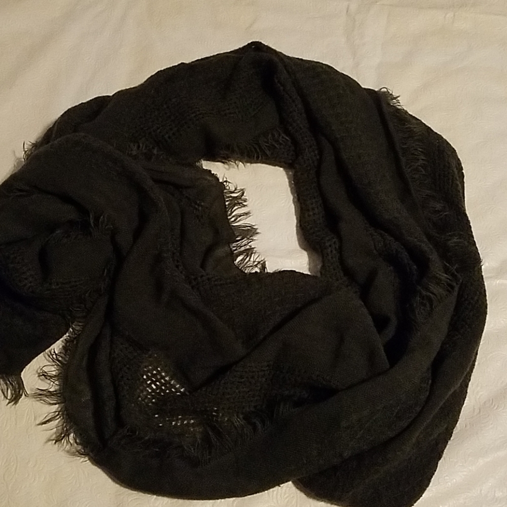 Aldo Gray Infinity Scarf Fringe Edges